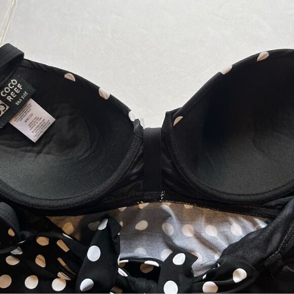 Coco Reef Swim Top Size 36/38 C Black with white dots - Picture 3 of 8